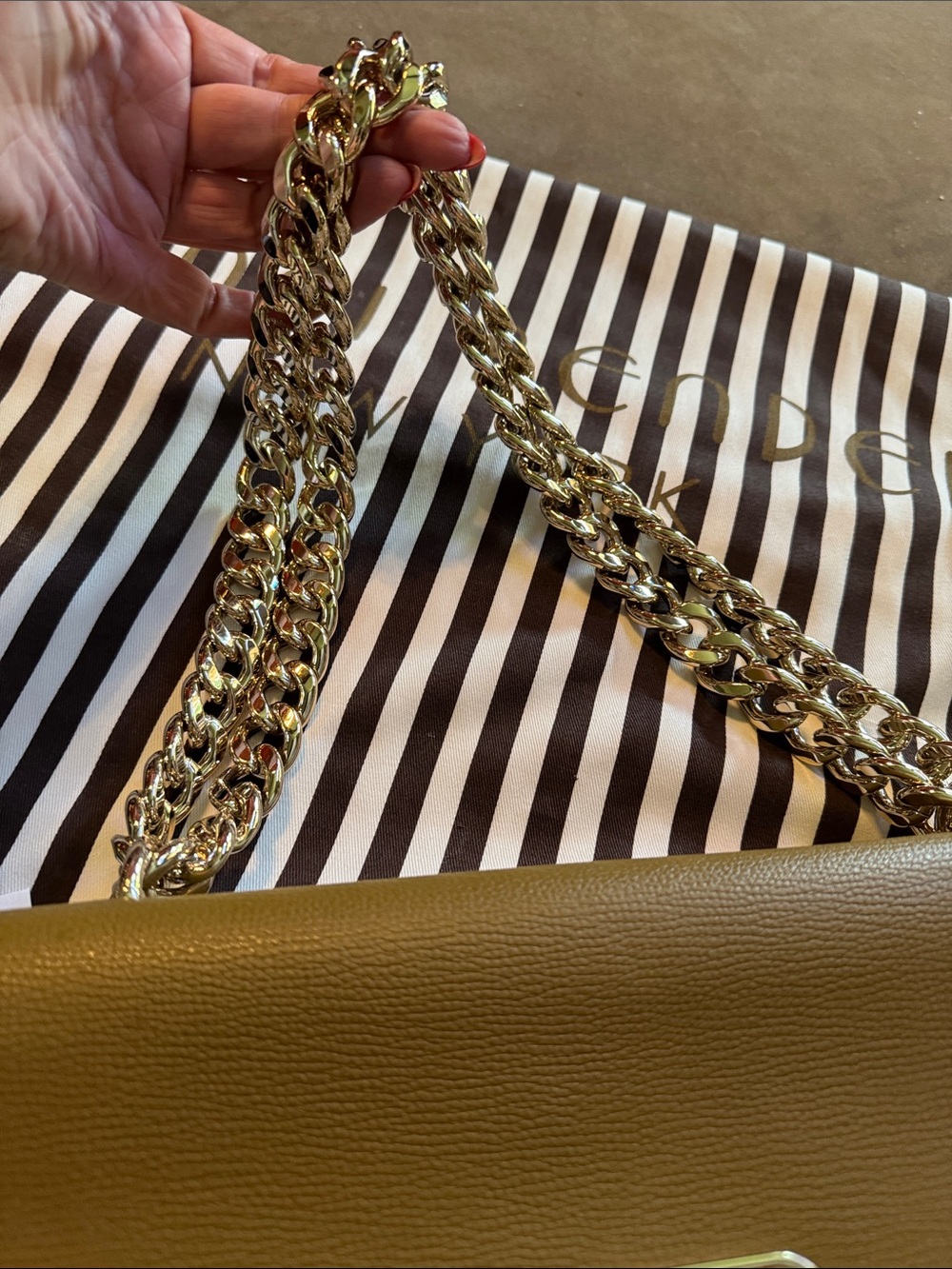 Henri Bendel Olive Green crossbody with gold chain New Without Tags - Picture 12 of 13